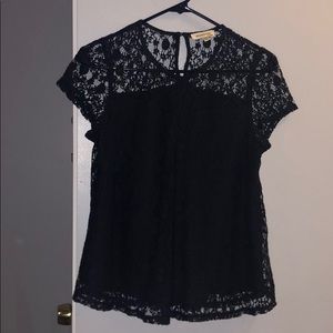 Monteau lace top